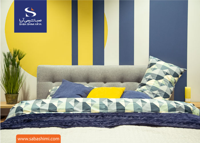 اتاق خواب با دیوار آبی و زرد